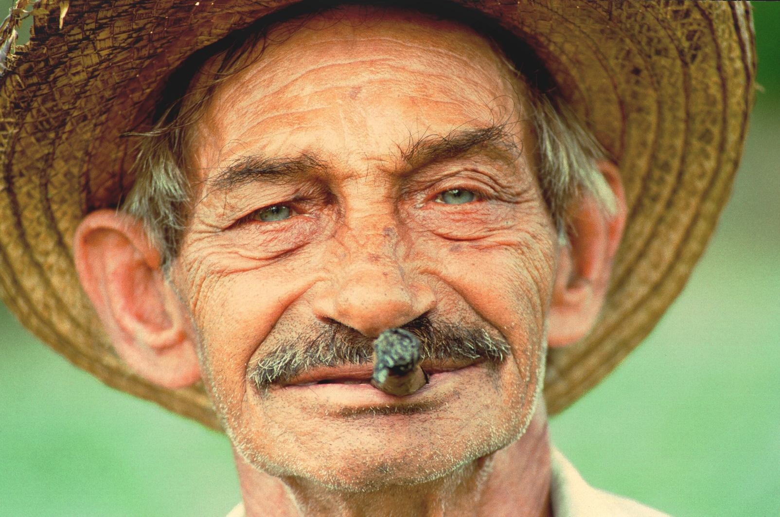 <span style="font-size:24px;"><span style="color:#ffffff;">Michele Palazzi photographer</span></span><span style="background-color:#ffffff;"></span>